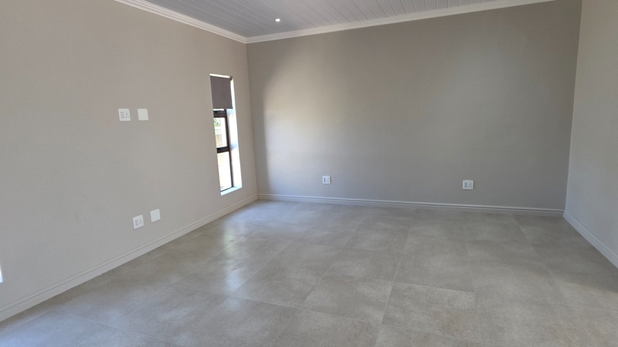 3 Bedroom Property for Sale in Hartenbos Central Western Cape